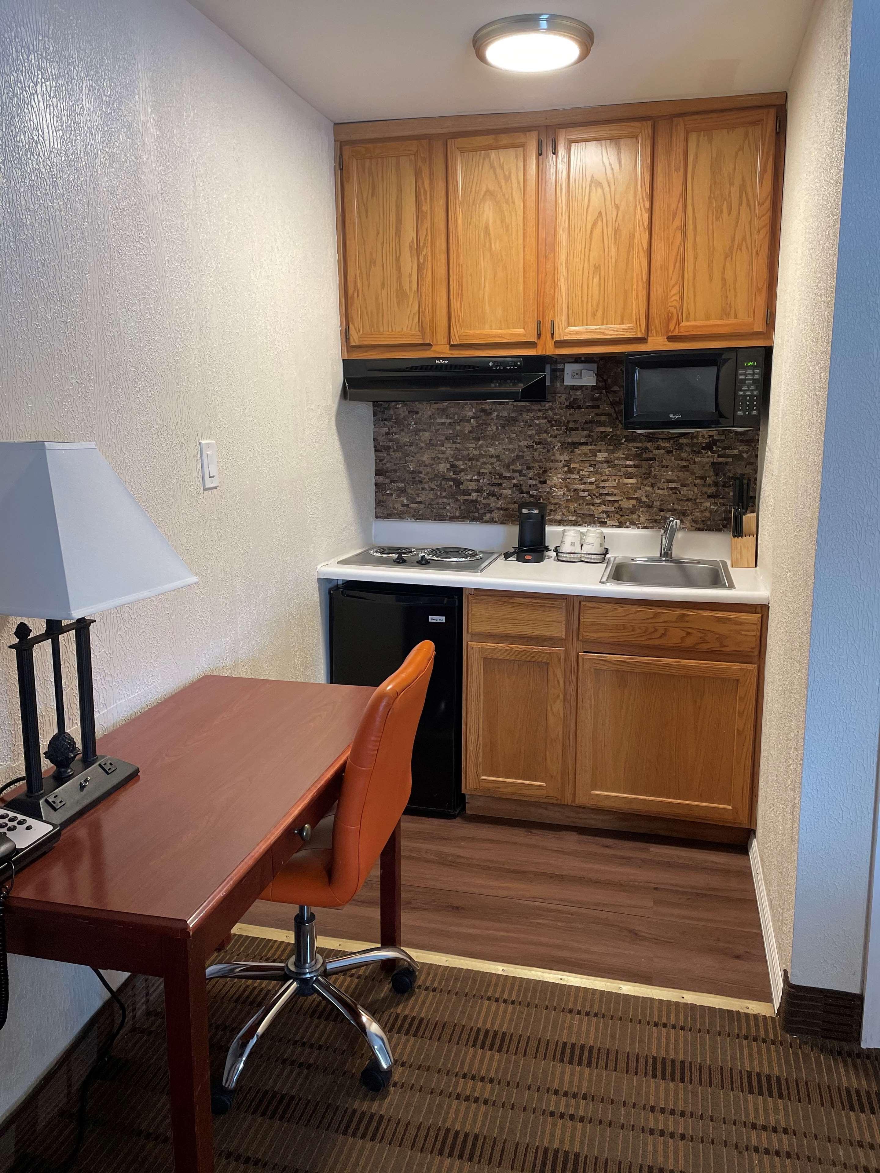 Surestay Plus By Best Western Woodbury Inn Dış mekan fotoğraf