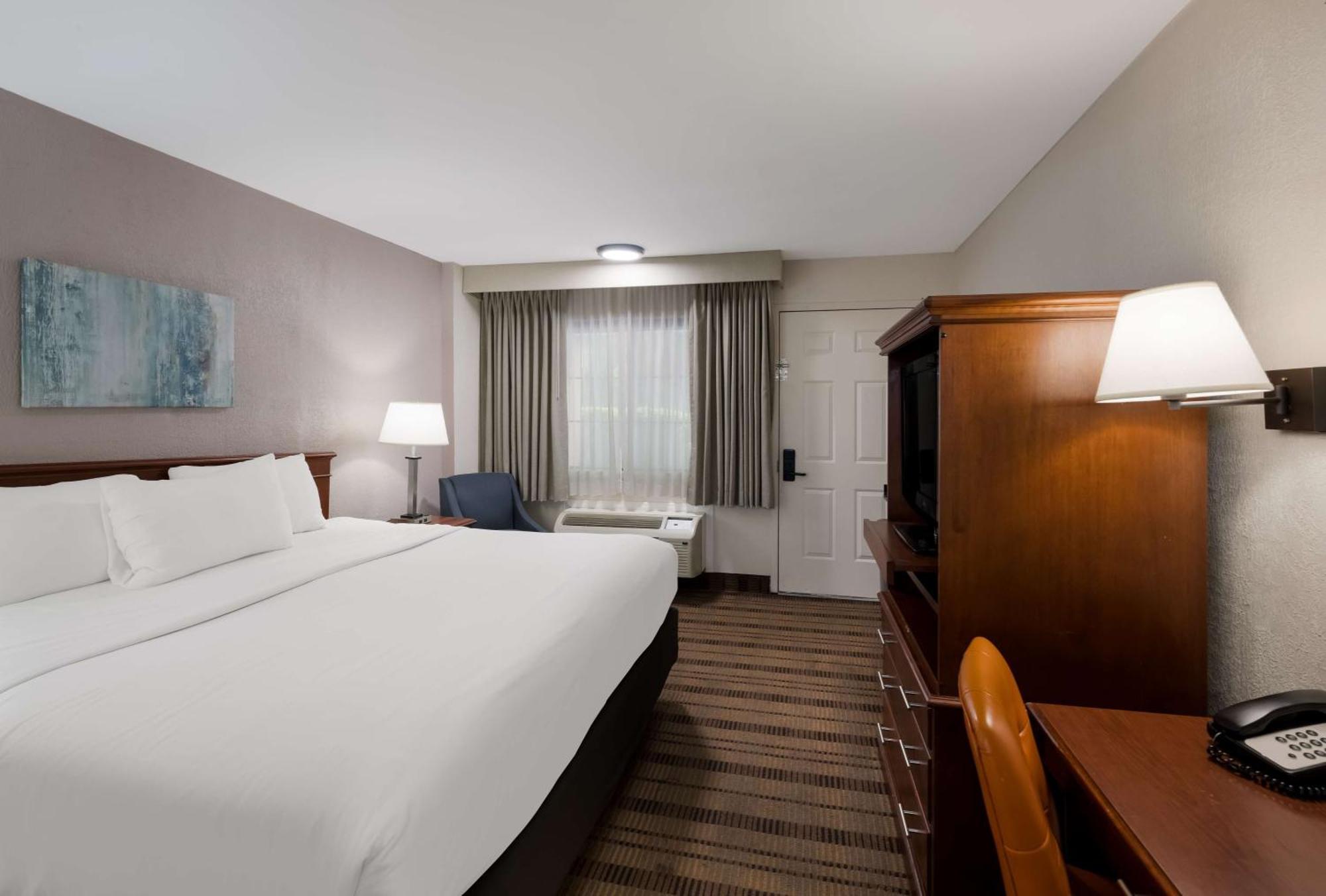 Surestay Plus By Best Western Woodbury Inn Dış mekan fotoğraf