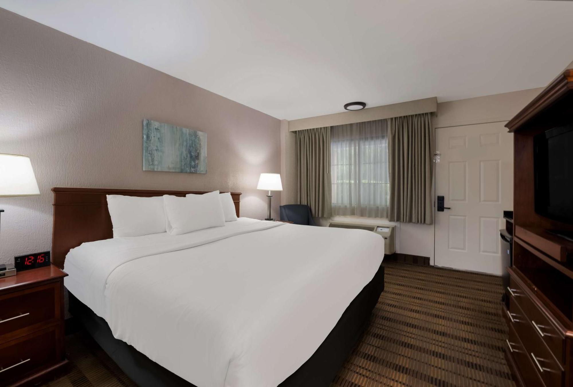 Surestay Plus By Best Western Woodbury Inn Dış mekan fotoğraf