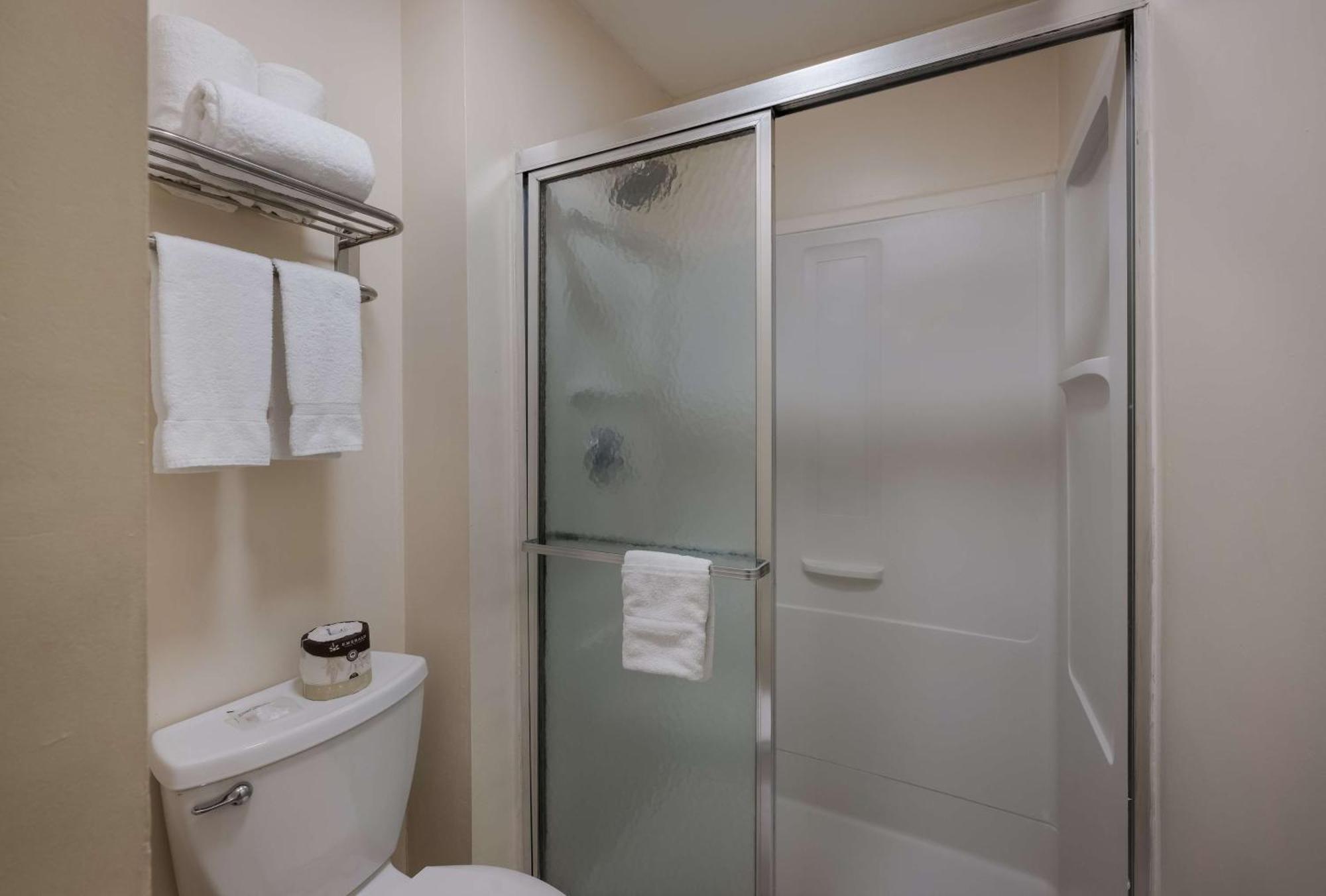 Surestay Plus By Best Western Woodbury Inn Dış mekan fotoğraf