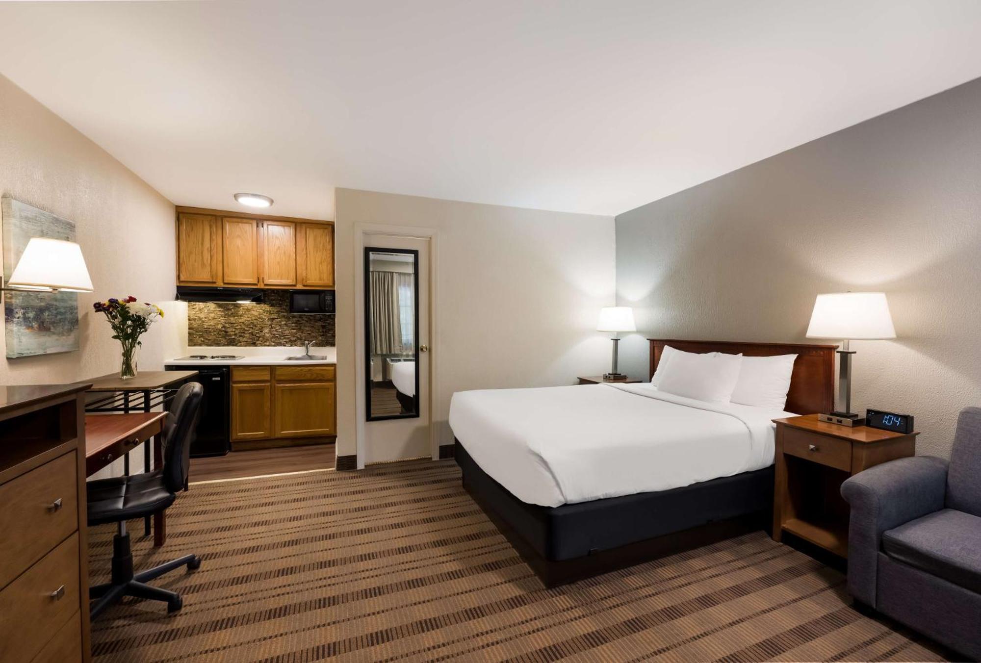 Surestay Plus By Best Western Woodbury Inn Dış mekan fotoğraf