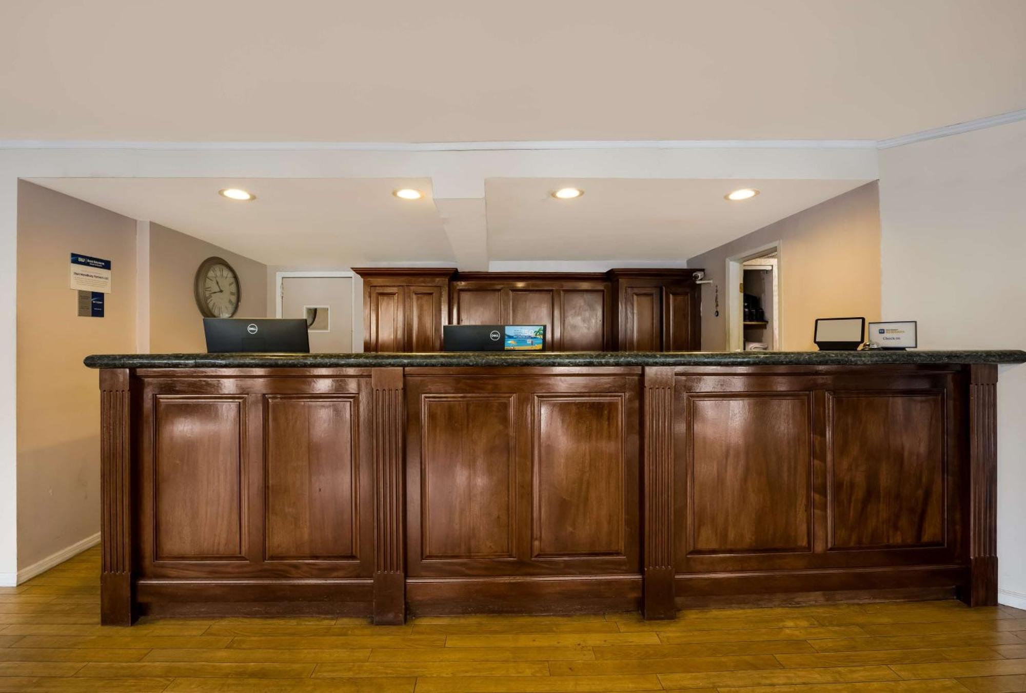 Surestay Plus By Best Western Woodbury Inn Dış mekan fotoğraf